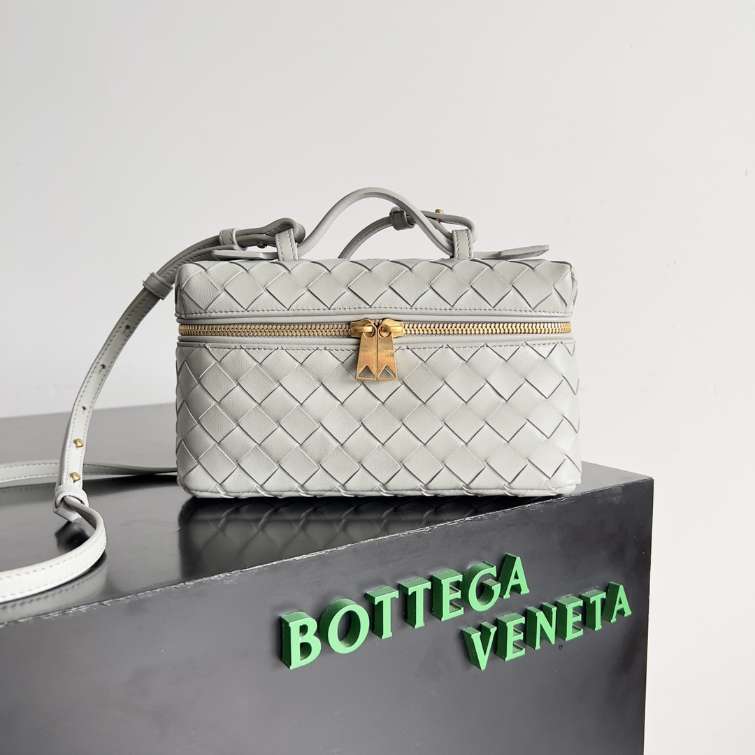 Bottega Veneta Cosmetic Bags